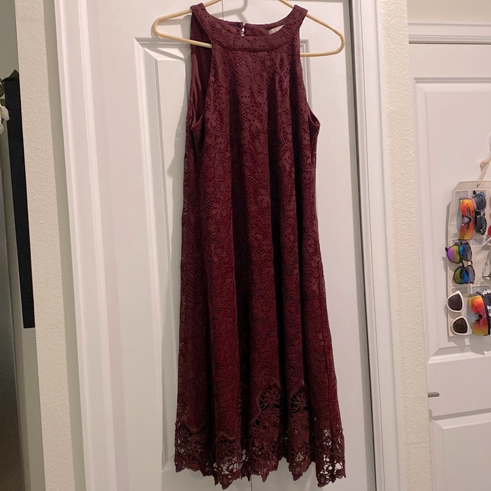M Maroon Lace Sleeveless Dress EUC